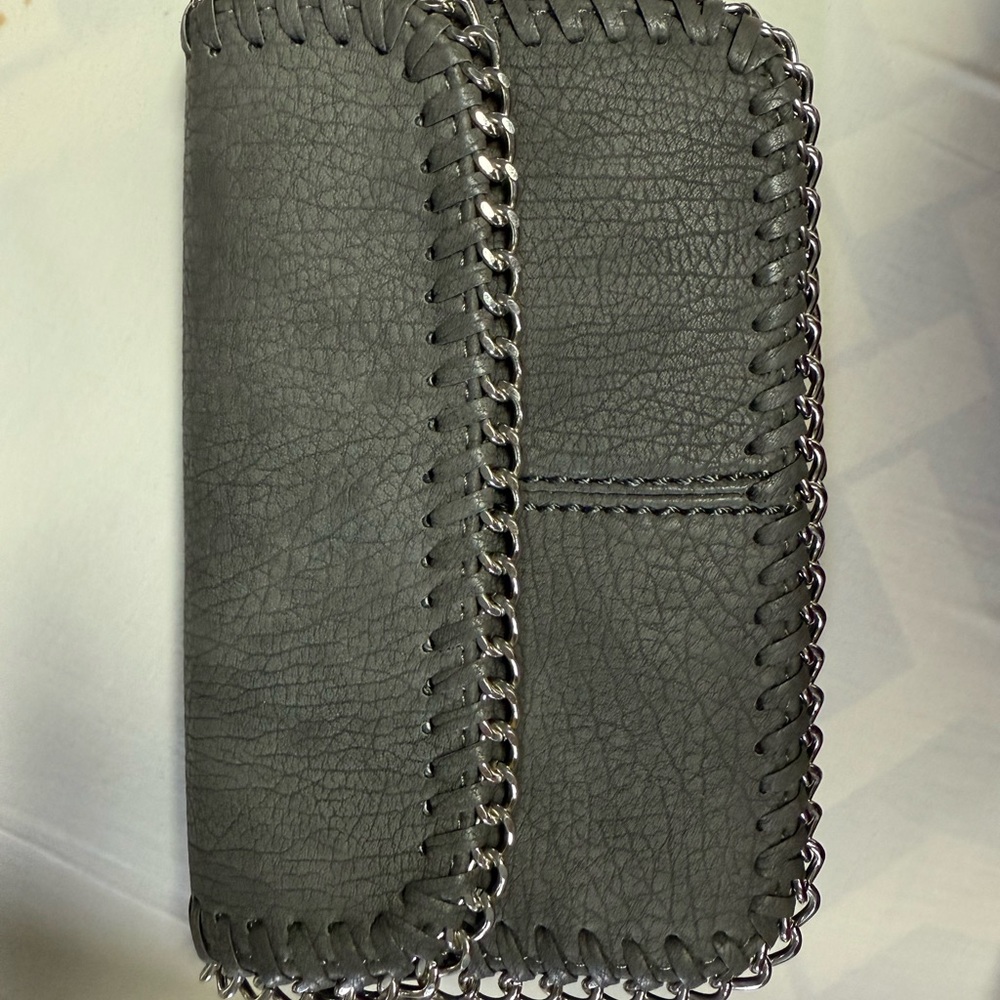 Sondra Roberts Gray Chain Strap Clutch - Picture 2 of 6
